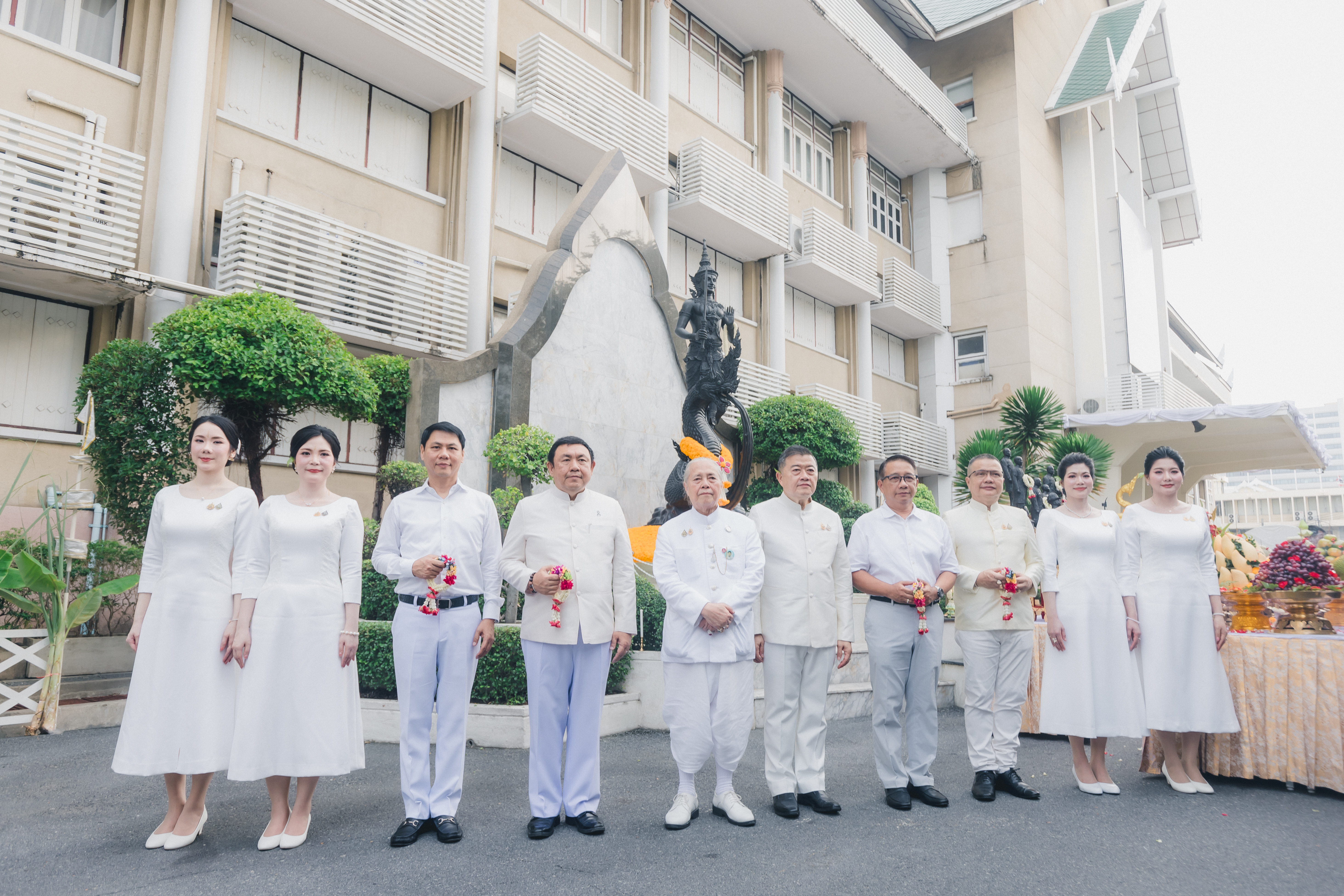 title - ส.ป.ก. ร่วมพิธีบวงสรวงบูรพกษัตริย์ องค์พระพิรุณทรงนาค และศาลพระภูมิเจ้าที่ เนื่องในวันพระราชพิธีพืชมงคลจรดพระนังคัลแรกนาขวัญ ประจำปีพุทธศักราช 2569